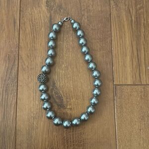 Gray/silver necklace